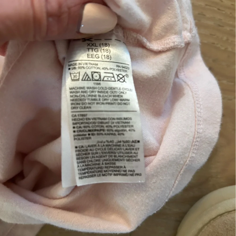 Old Navy classic crewneck